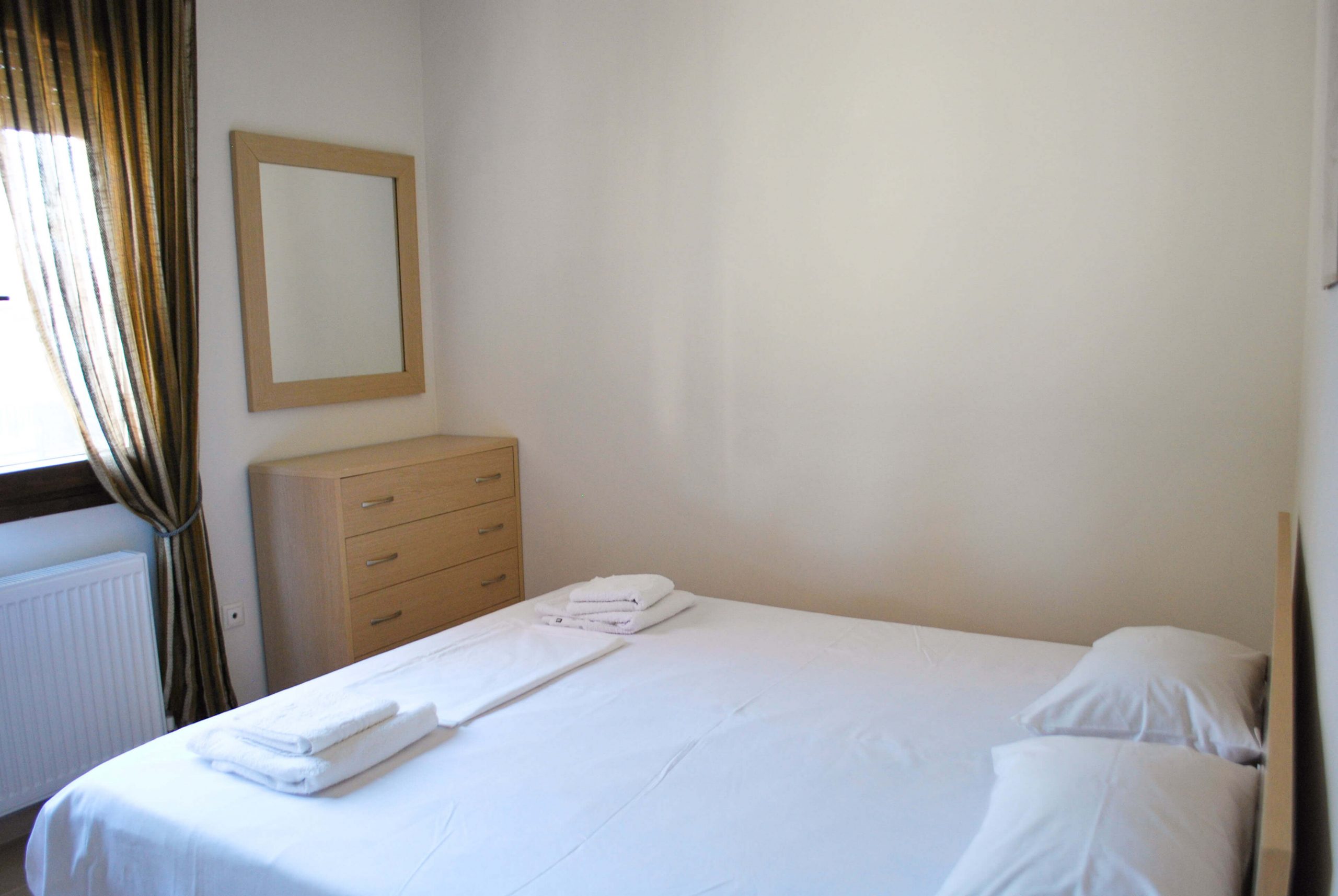 Canal Luxury Apartments Fave Suite bedroom_1